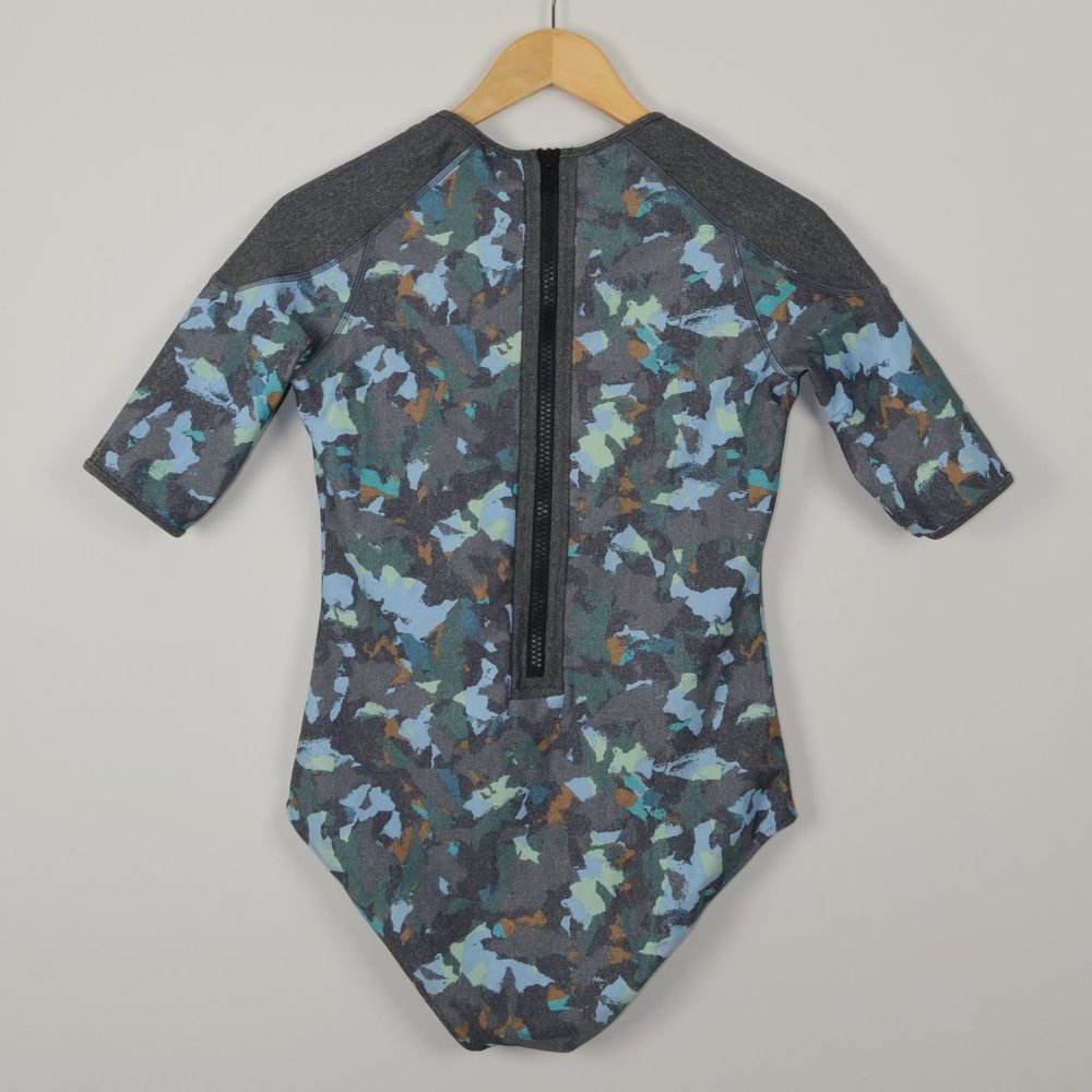 The Upside Masquerade Paddle Suit - Picture 6 of 12